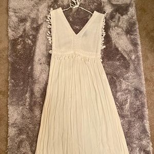 White Atmosphere Maxi Dress